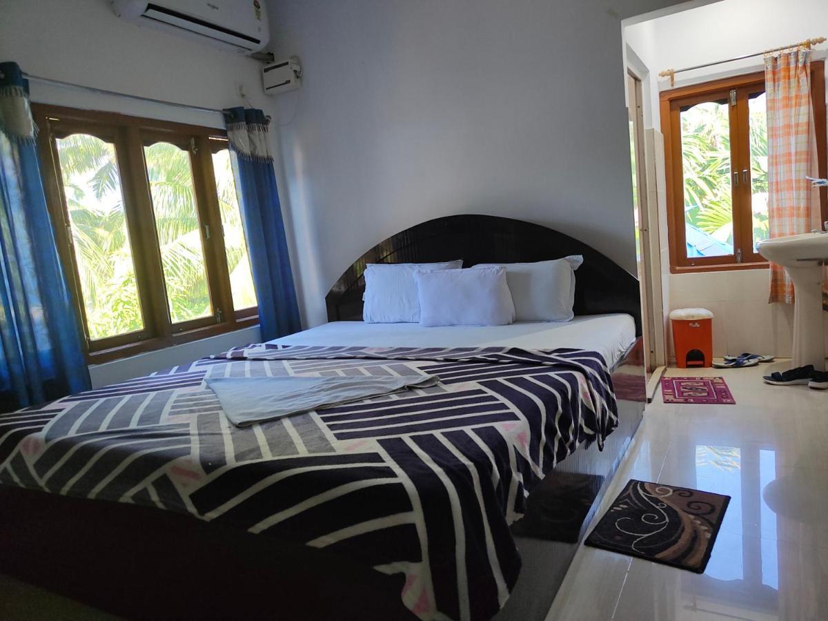 Hotel Highness Sea Rock Sitapur Esterno foto